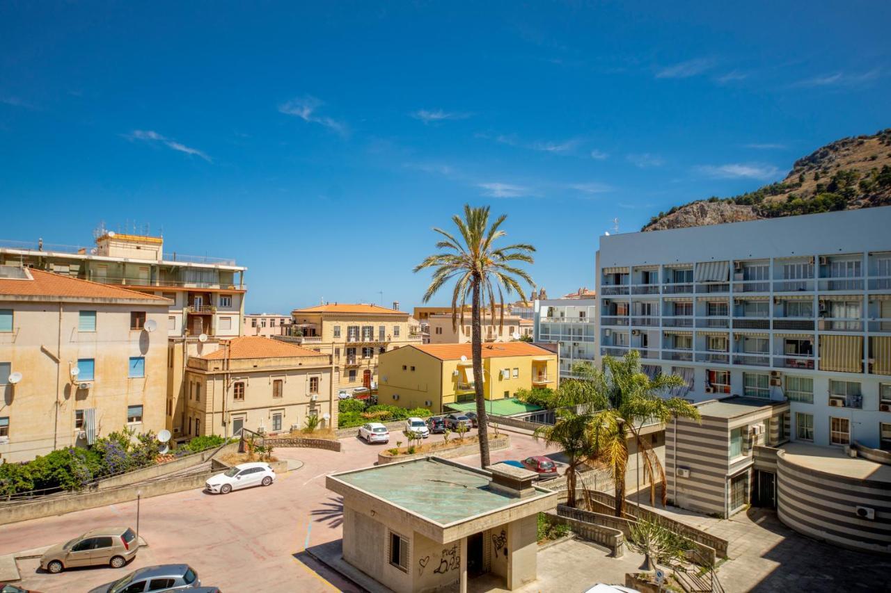 Queen'S House Cefalu Appartamento Vicino Il Mare Экстерьер фото
